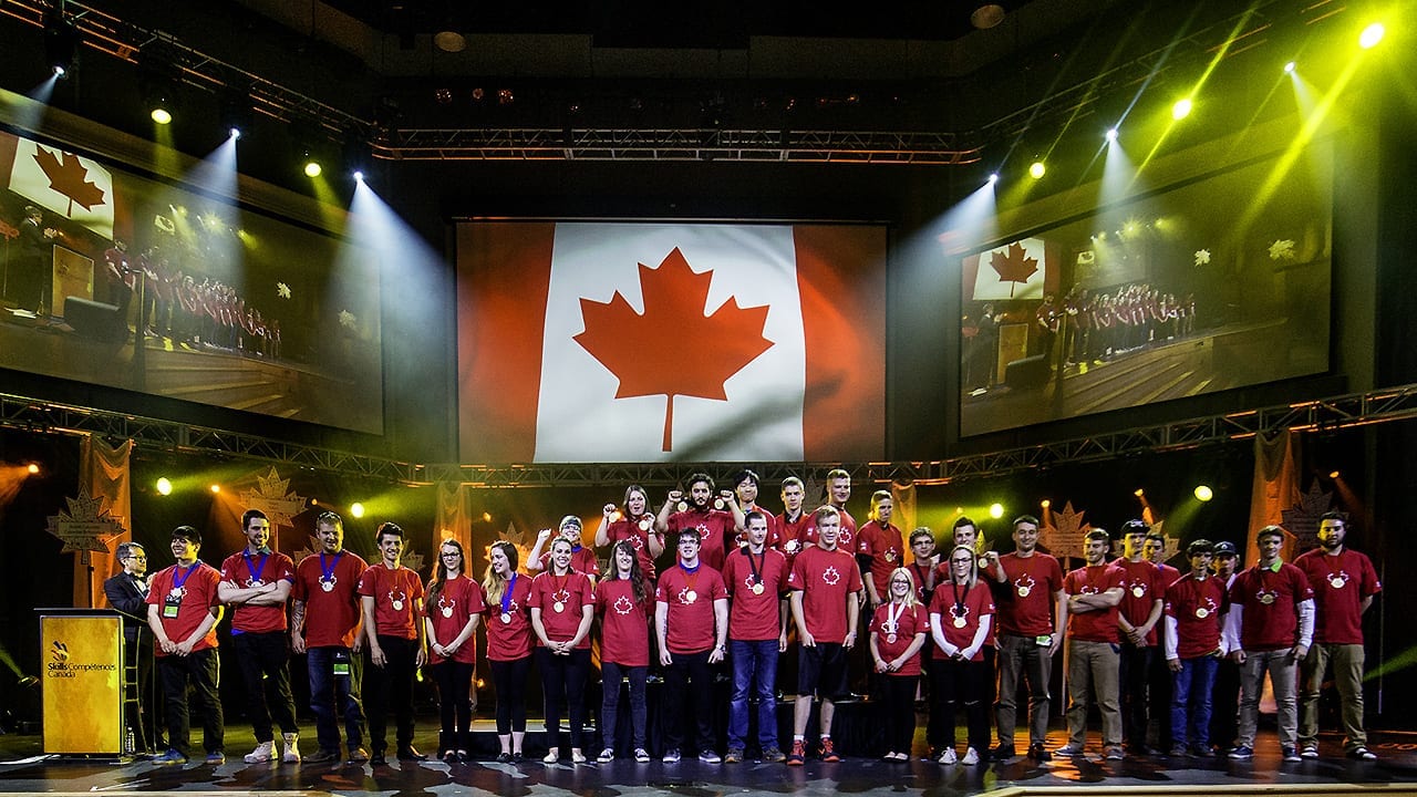 LES MÉDAILLES DÉCERNÉES AUX MEILLEURS TALENTS PARTICIPANT AUX OLYMPIADES CANADIENNES DES MÉTIERS ET DES TECHNOLOGIES